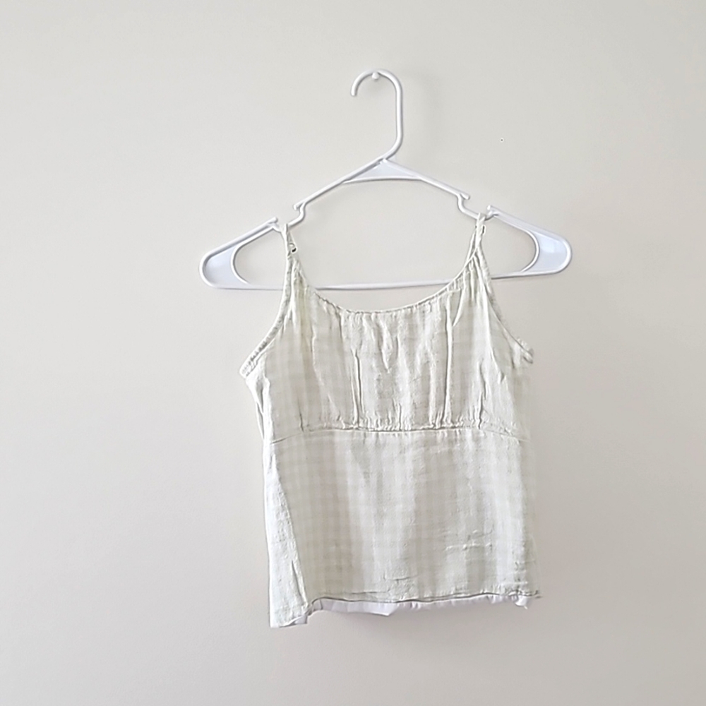 Green and white plaid pattern top